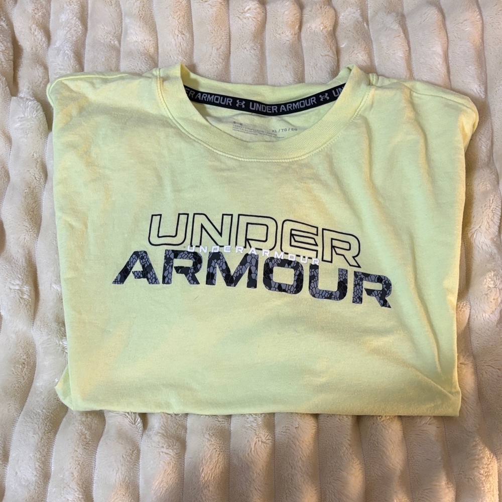 Women’s Under Armour Yellow Tee with Logo